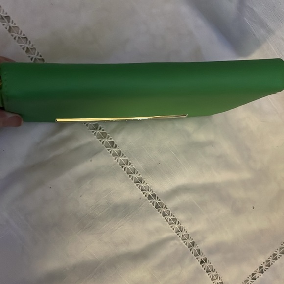 Steve Madden Large Zip Around Lime Green Wallet Great Condition 1 Tiny Peel Mark - Picture 4 of 10